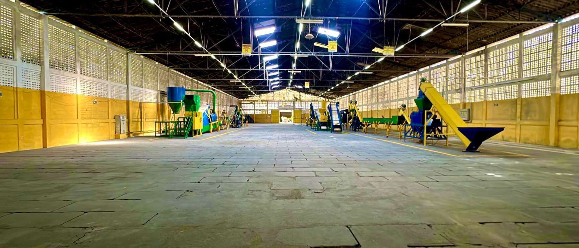 <p>Excel&ecirc;ncia, Inova&ccedil;&atilde;o e Compromisso Ambiental</p>